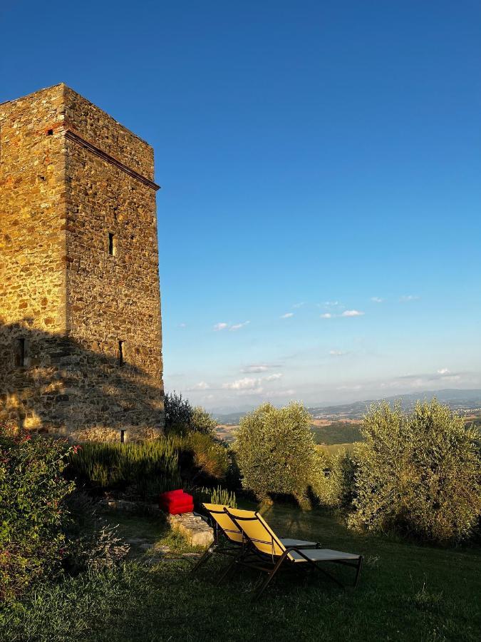 Medieval Tower In Umbria With Swimming Pool Montelagello Εξωτερικό φωτογραφία
