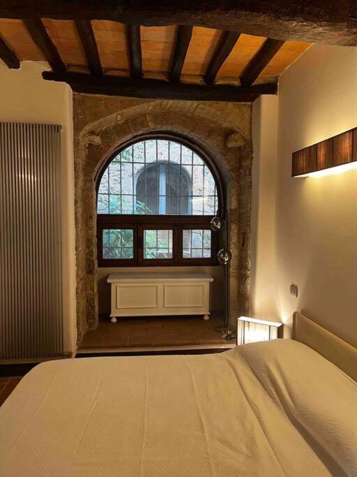 Medieval Tower In Umbria With Swimming Pool Montelagello Εξωτερικό φωτογραφία