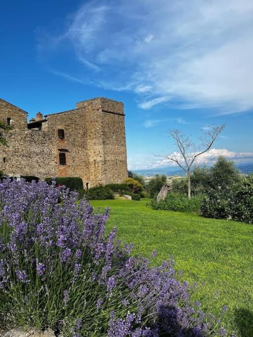 Medieval Tower In Umbria With Swimming Pool Montelagello Εξωτερικό φωτογραφία