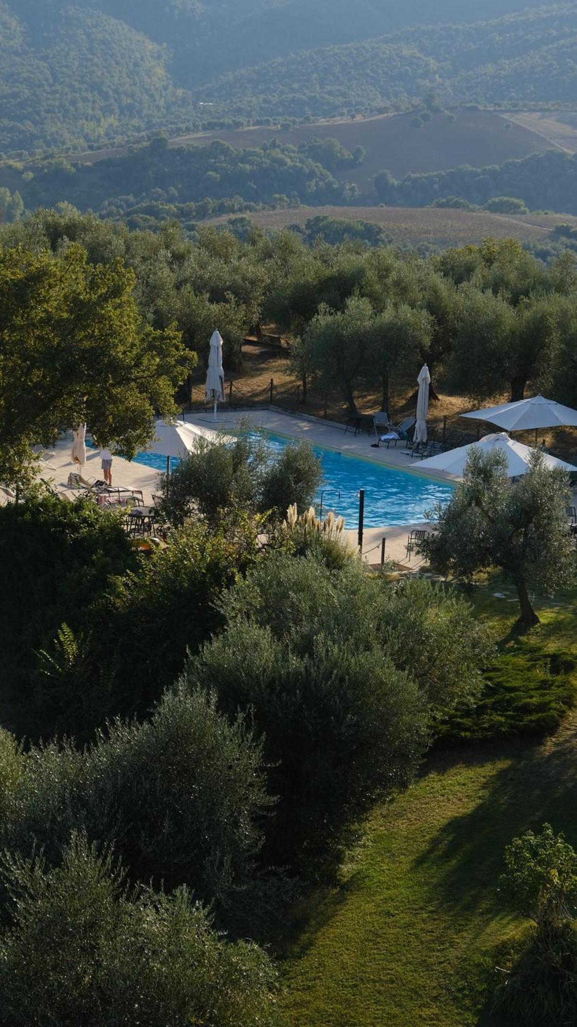 Medieval Tower In Umbria With Swimming Pool Montelagello Εξωτερικό φωτογραφία